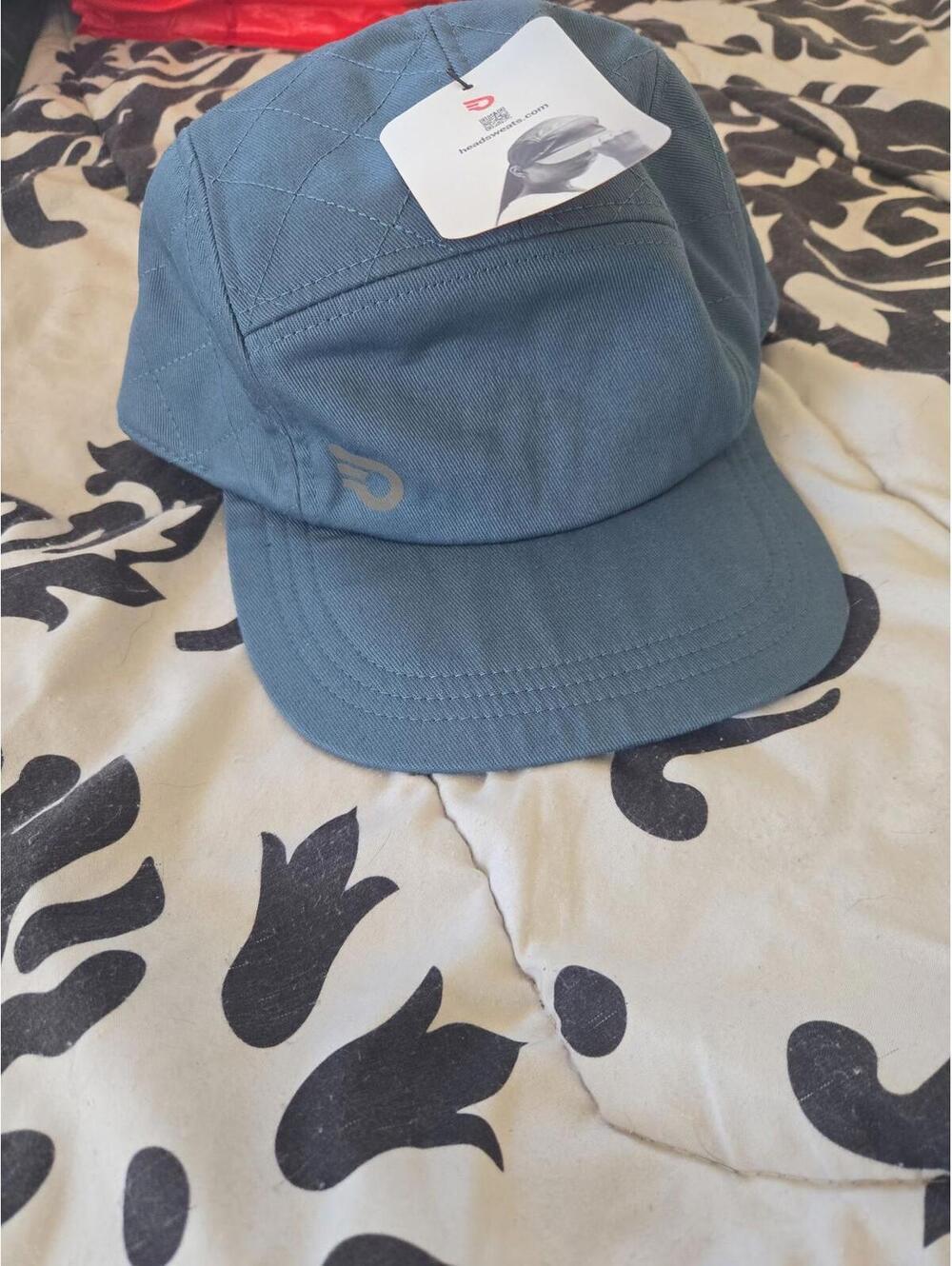 Headsweats Blue Performance 5-Panel Quilted Running Cap - Picture 2 of 4